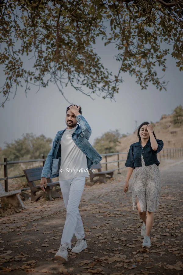 Funny Pre wedding shoot where girl is teasing her boyfriend by imitating his actions.