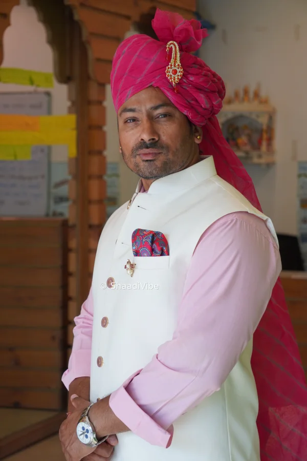 Classic White Modi jacket with pastel pink kurta
