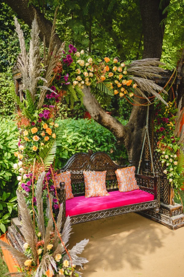 Mehandi Decor Inspiration- Jhula seating